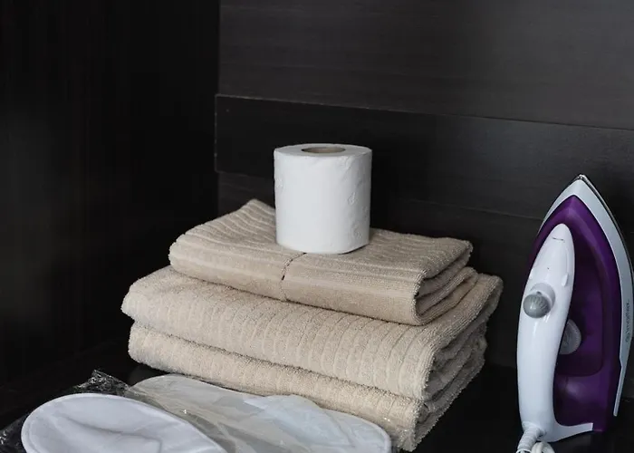 Free Parking! Beautiful 2br In Central Makati Apartamento